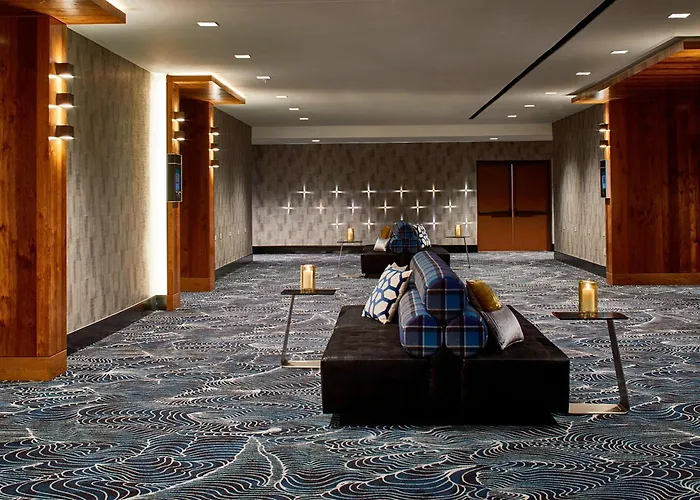 Renaissance Nashville Hotel
